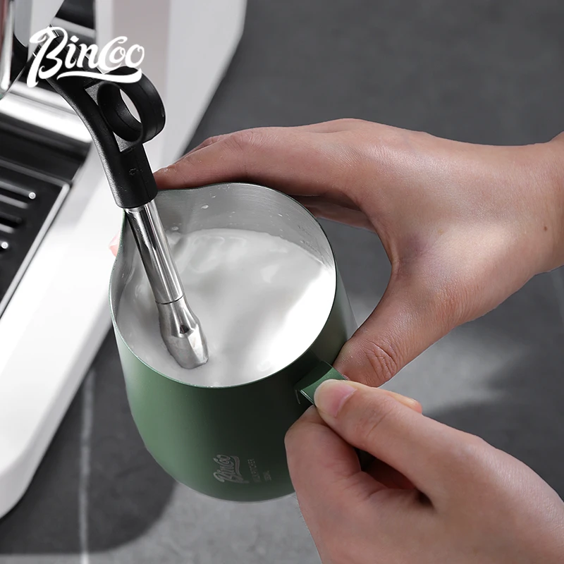 

Bincoo 600ml Stainless Steel Milk Frothing Pitcher Professional Milk Foam Latte Art Making Tools Home Barista Kitchen Accessorie
