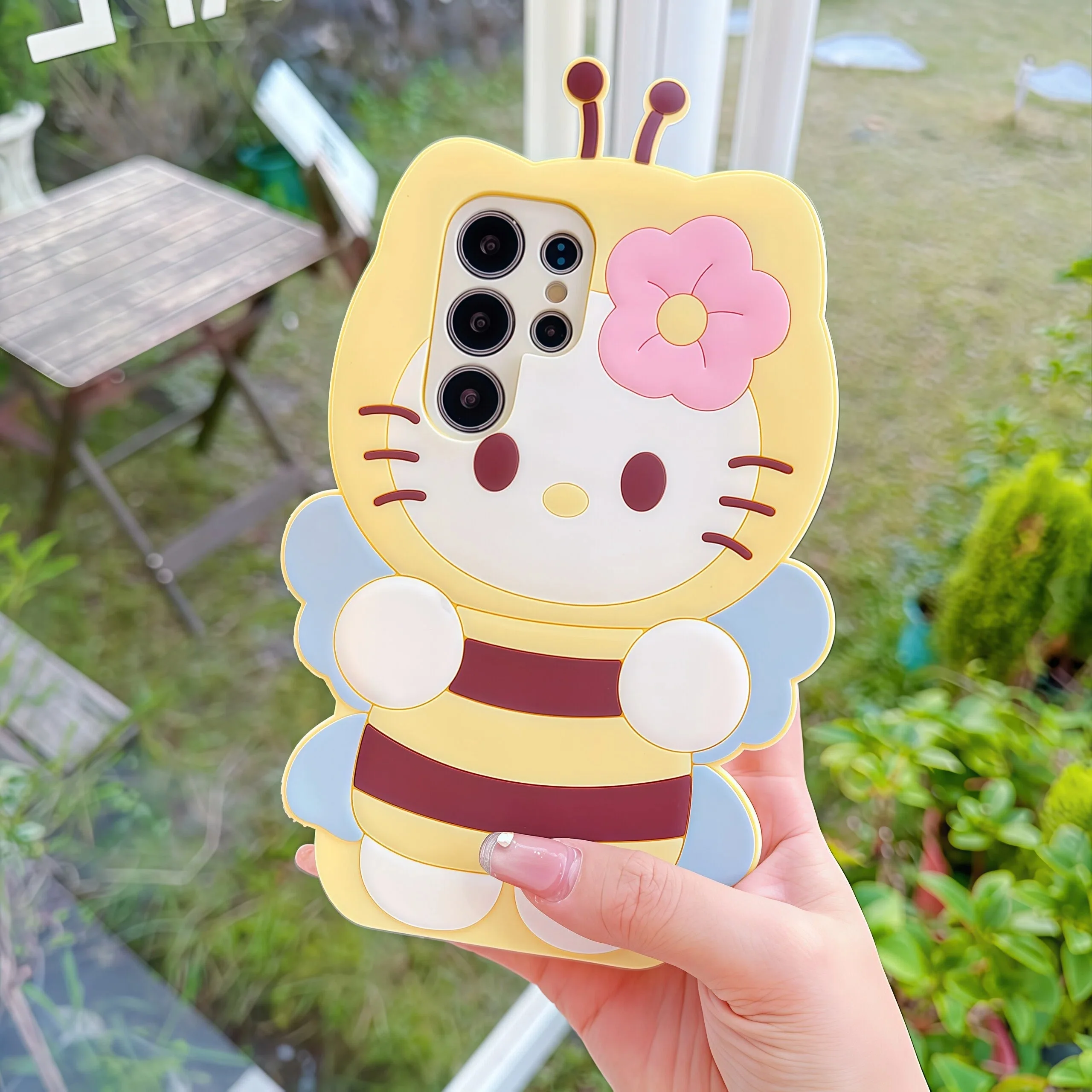 Funda de Teléfono con Diseño de Abeja y Hello Kitty para Samsung Galaxy S21 S22 S23 S24 S25 S26 Plus Ultra FE S25 Edge A15 A16 A53 A57 A55