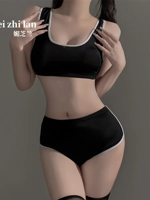 Exotic summer fashion women's clothing sweet fresh 2024 new open chest sportswear striped suspender sexy tight shorts set 578N