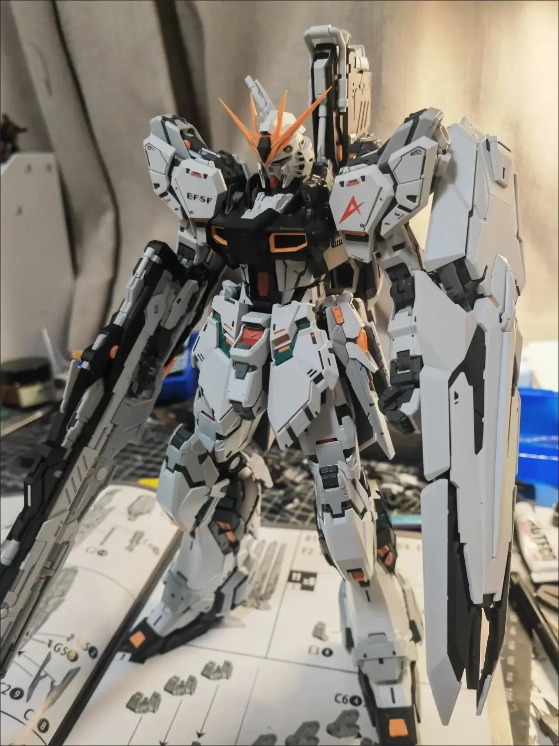 

В наличии: Nongchangzhu 1/100 RX-93 Nu Gundam, сборная модель-меха в стиле GK, развивающая игрушка-подарок