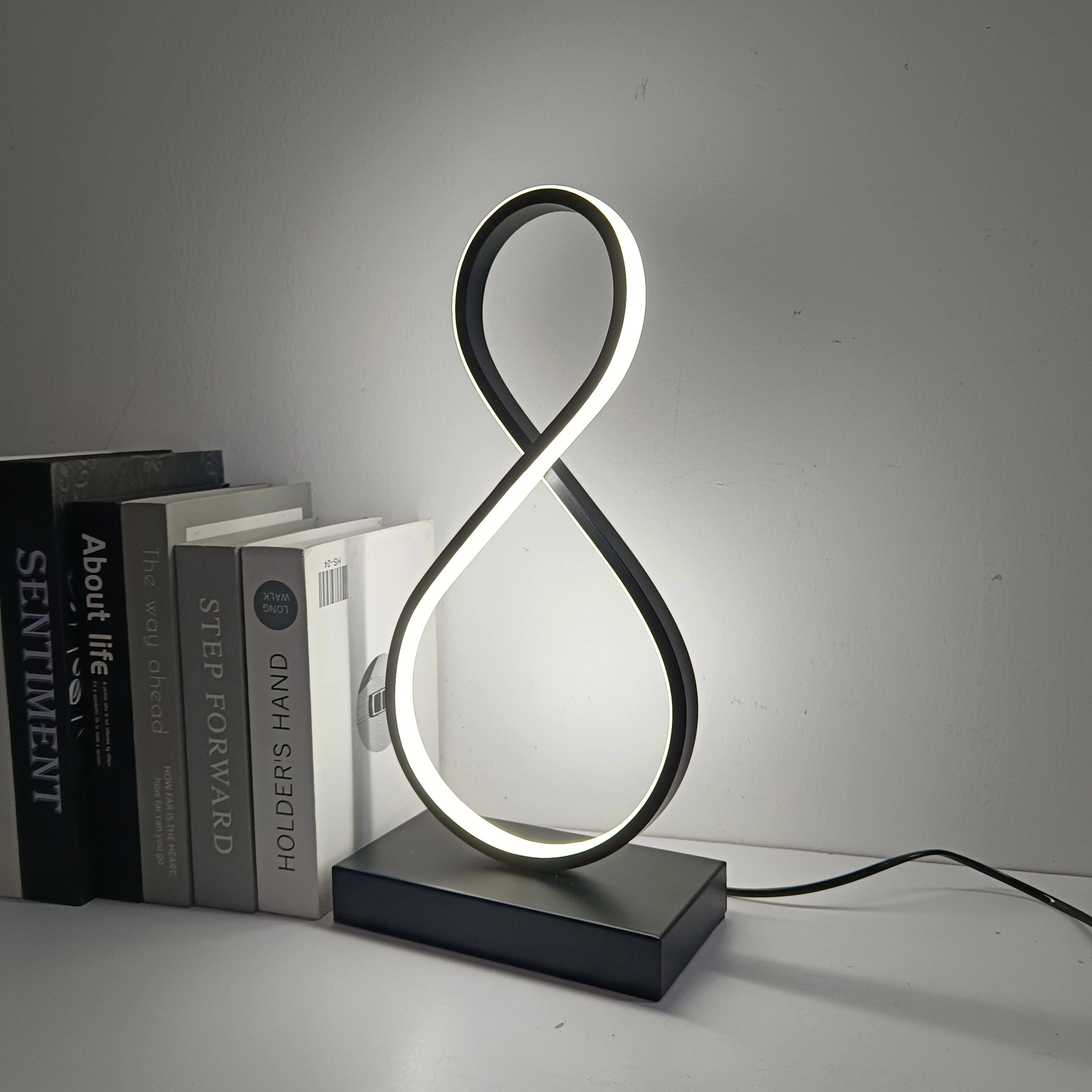Modern Table Lamp Aluminum LED bedroom reading lamp Minimalist Type 8/circle nighstand lamp LED Bedside Lamp