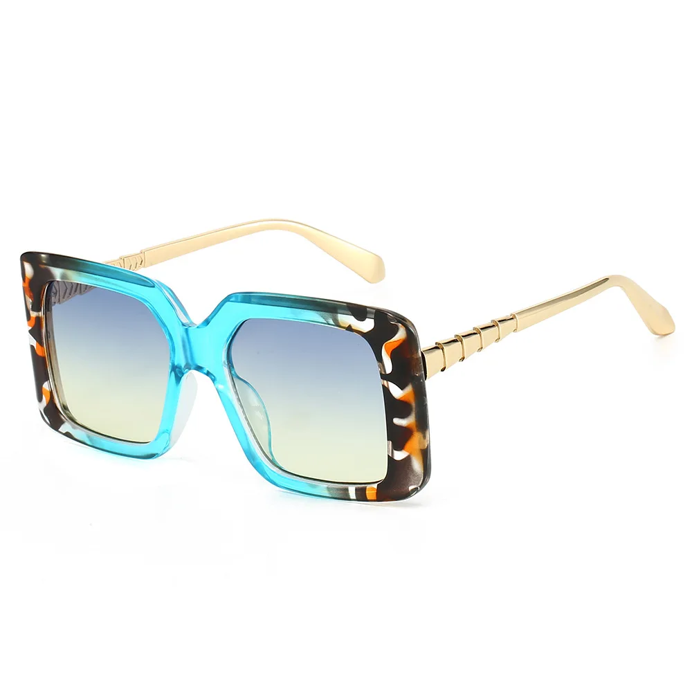 

New Fashion Two Color Gradient Square Women Sunglasses 2025 Brand Personality Metal Temple Design Trendy Men Sun Glasses UV400
