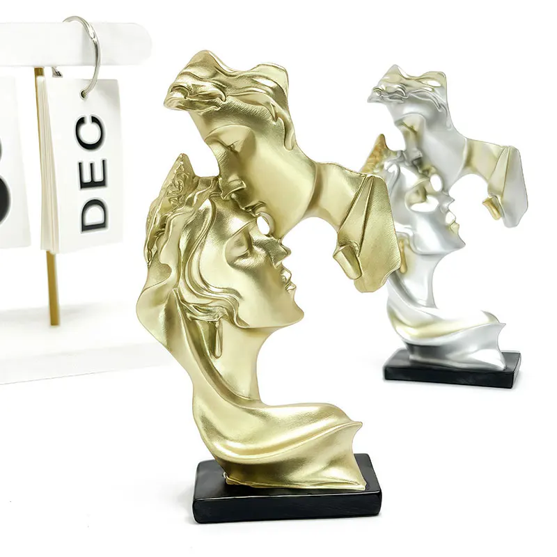 

Resin Couple Kissing Statue Romantic Love Figure Office Desk Decor Home Decoration Gift for Wedding Anniversary Valentine's Day