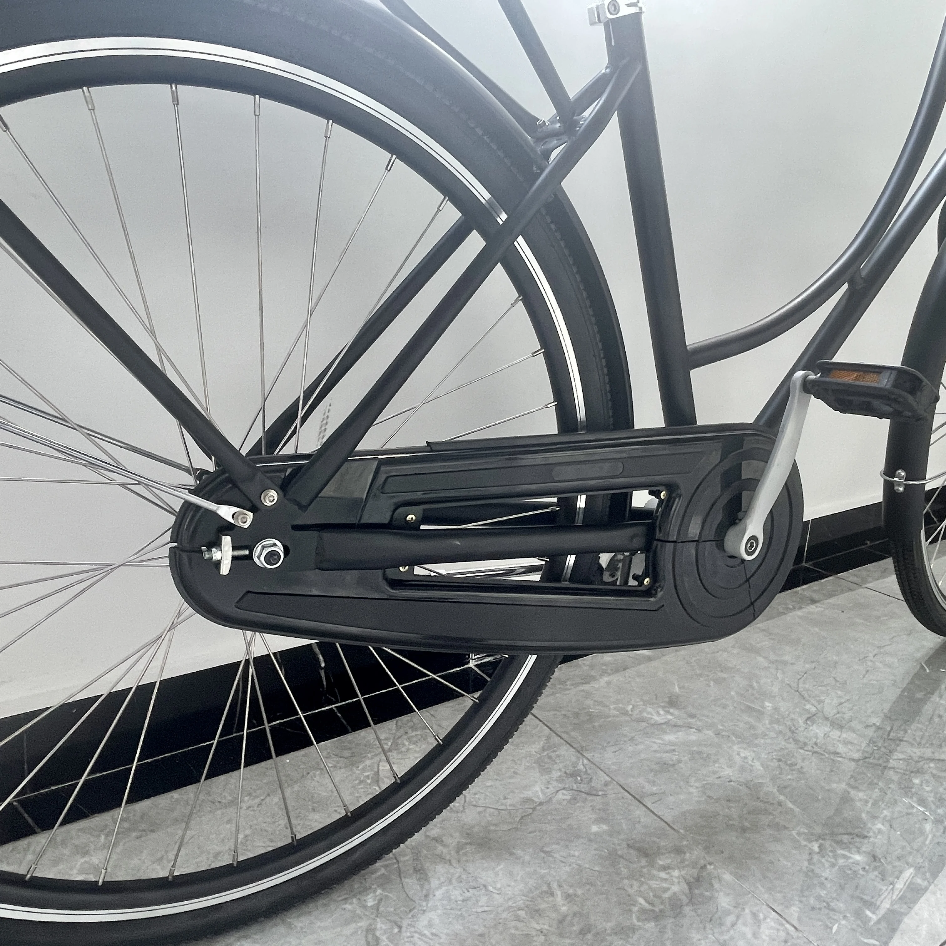 

Vintage 28-Inch OMA Dutch Bicycle Ladies' Classic Single Speed Gears with Aluminum Alloy Frame and Steel Fork Princess Bike