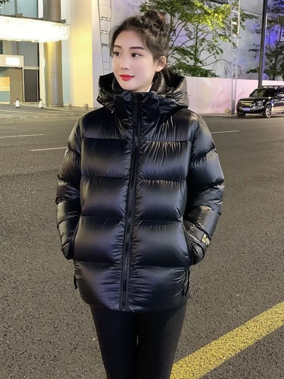 Jaqueta puffer impermeável com capuz para homens e mulheres, sobretudo de pato, casaco de penas preto e dourado, roupa de neve para casal, inverno