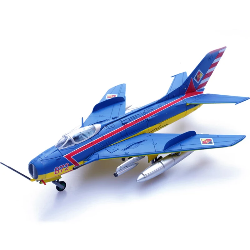 1:72 Scale Model MiG 19S Fighter Red 872 East German Air Force 1968 Diecast Alloy Aircraft Collection Display Decoration Gift