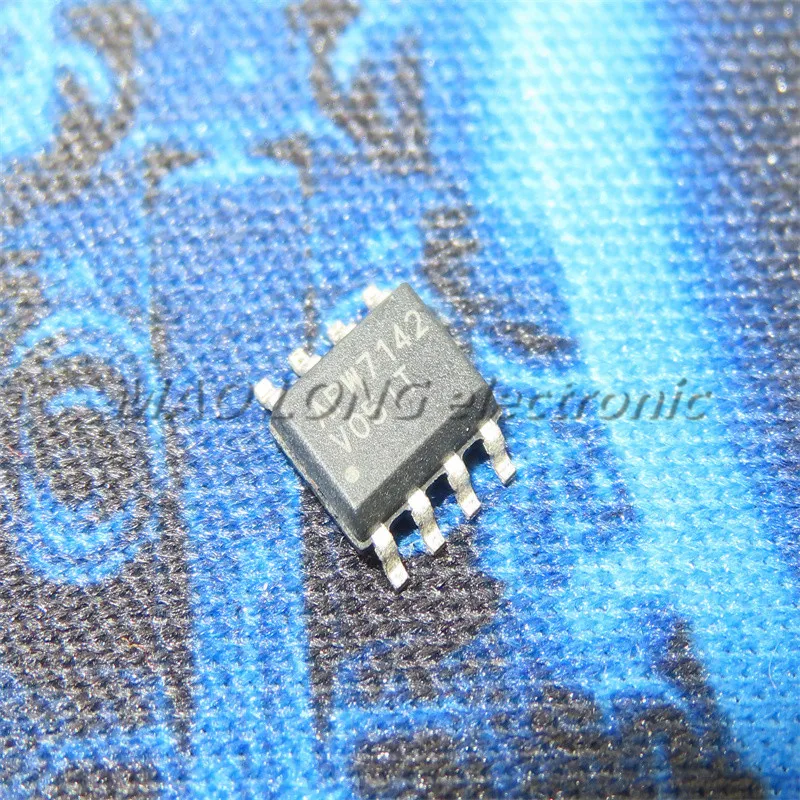 100PCS / LOT APW7142 LCD power management chip SOP-8 New In Stock