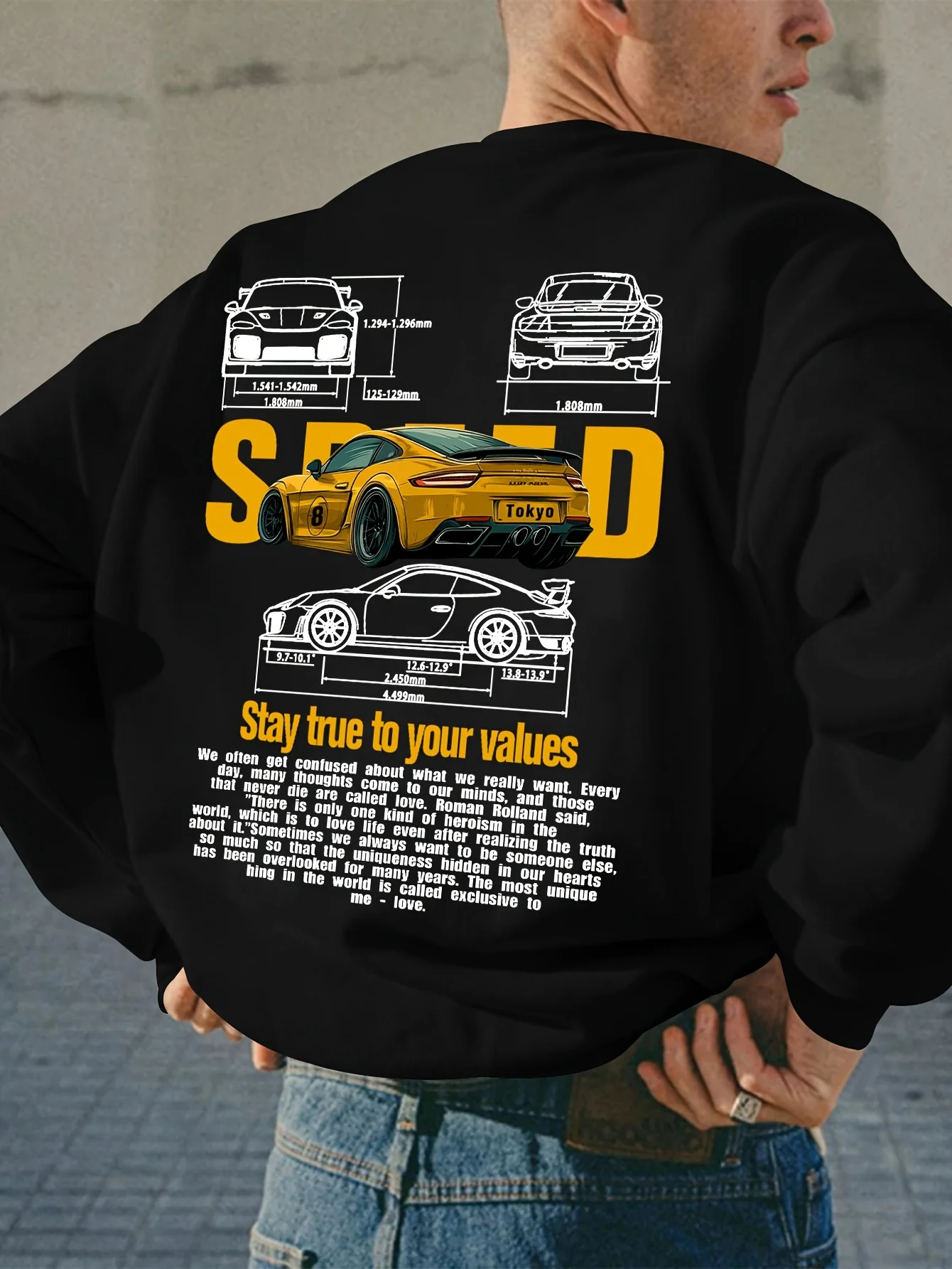 

One men's fashionable and creative racing-themed long-sleeved crew-neck hoodie with car pattern, suitable for work attire.