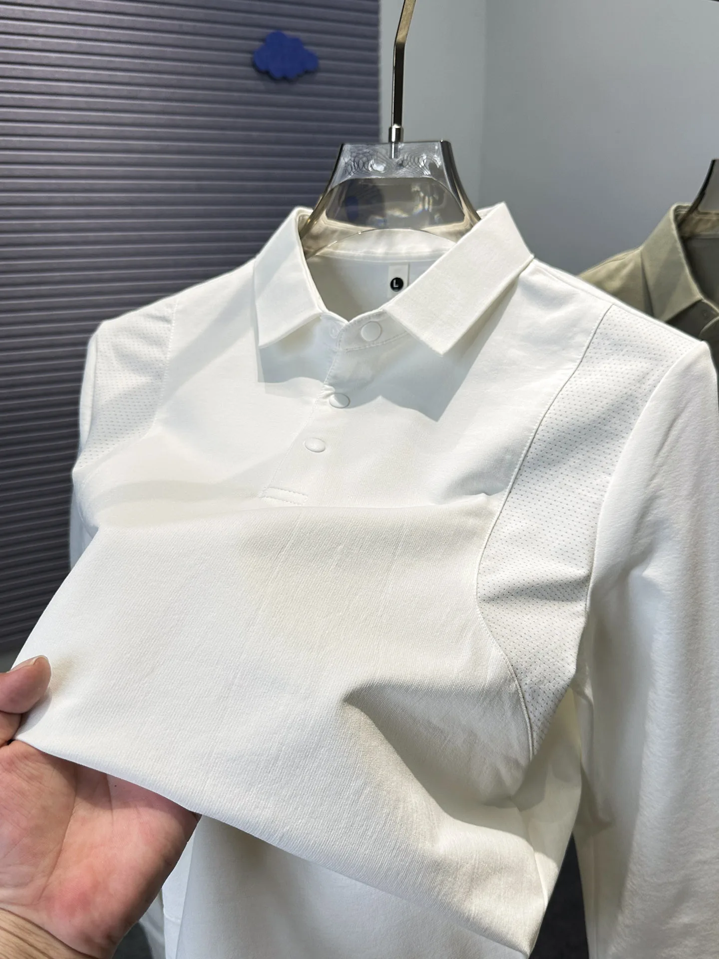 

Spor Casual Patchwork Long Sve T-irt Men's Autumn Faion irt Collar Pure Color Versatile Top Trendy Polyester ...