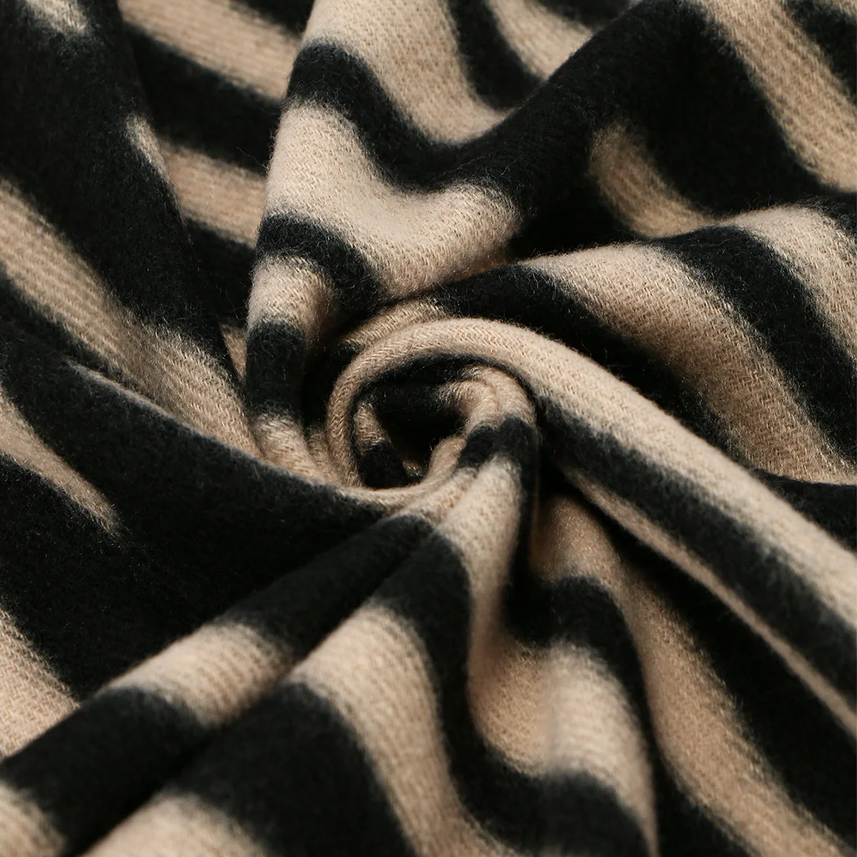 Neuer Leoparden-Kaschmirschal für Damen, Winter, hält warm, modischer kariertes, langer Schal, Damen-Wickel, dicker Pashmina, für den Außenbereich – Detail 24