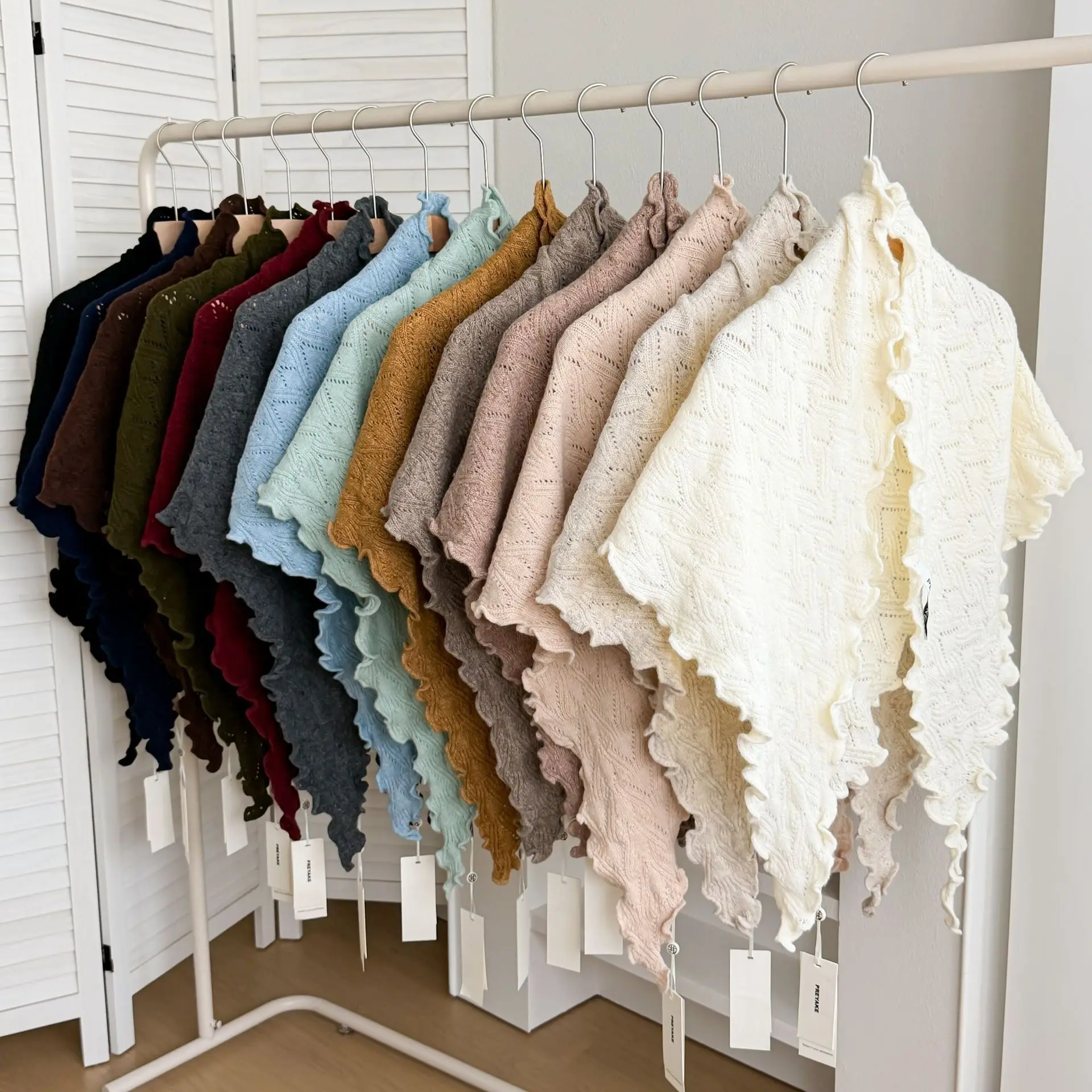 Autumn Winter Thickened Luxury Knitted Wool Triangle Shawl Women Solid Color Minimalist Advanced Sense Warm Decor Neck Scarf