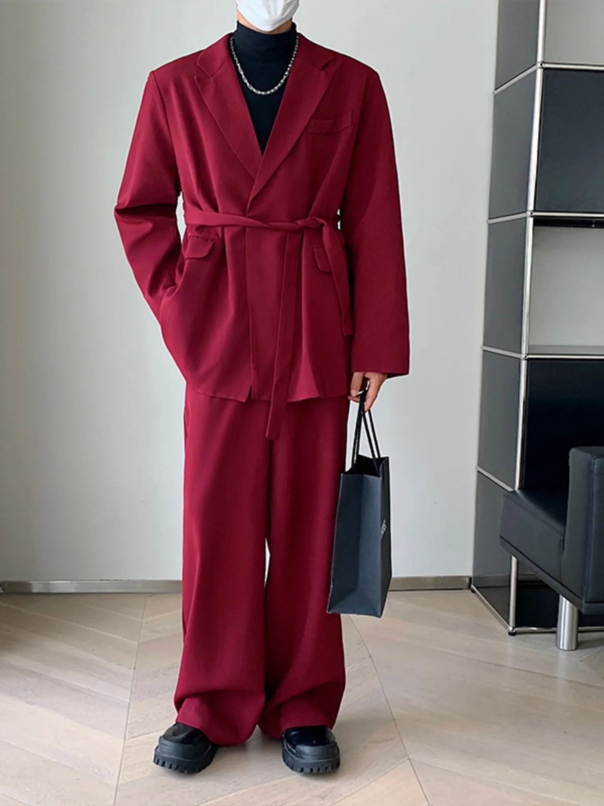 

Мужской красный костюм-двойка свободного кроя в корейском стиле, люксовый повседневный молодежный осенний комплект с одной пуговицей и плоским воротником