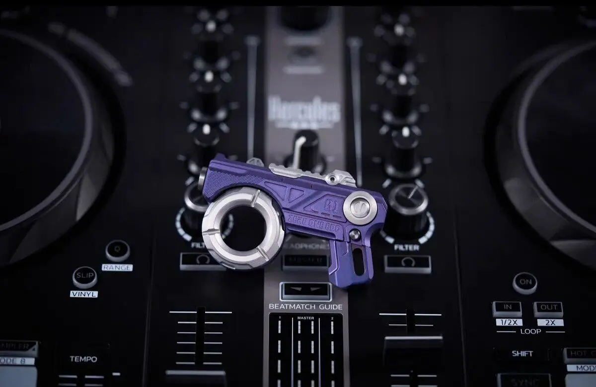 Used EDC 01edc Time and Space Knight, Mechanical Push Card Shake Card Edc Decompression Toy Tide Play Black Technology More