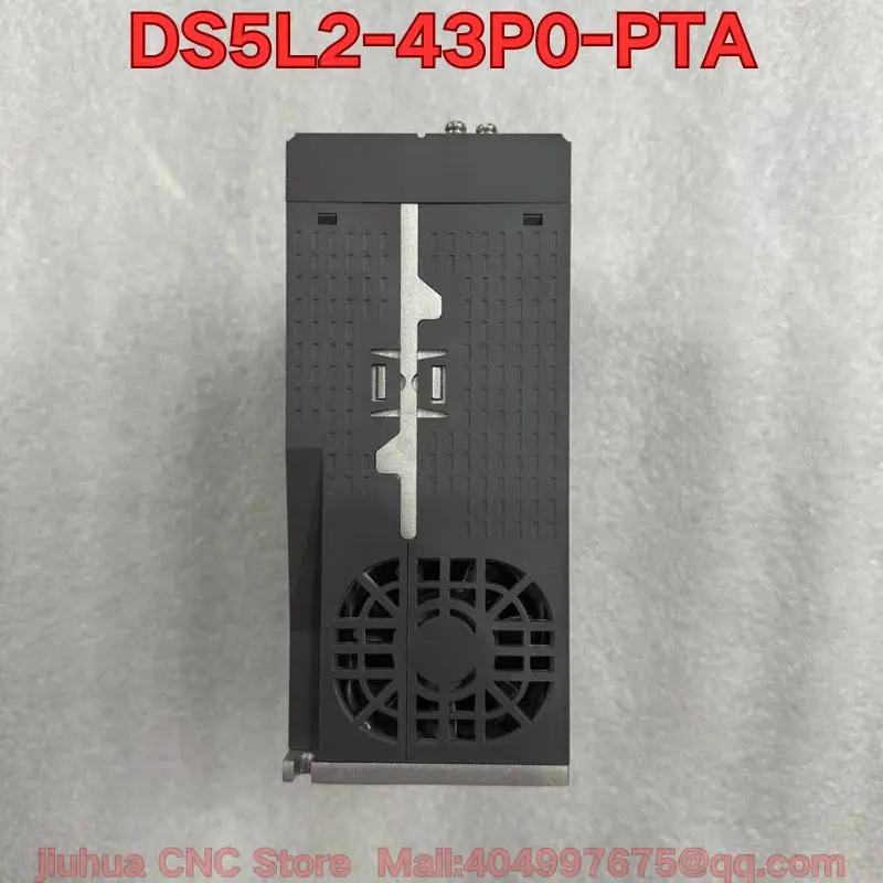 The function test of the second-hand DS5L2-43P0-PTA servo driver is normal