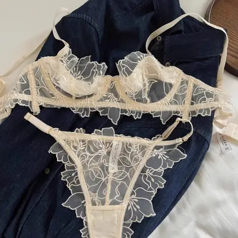 sexxy Lace Lightweight Bra Set Soft Underwire for Lift and Support Prevents Sagging Exquisite Embroidered Lingerie Two Piece Set