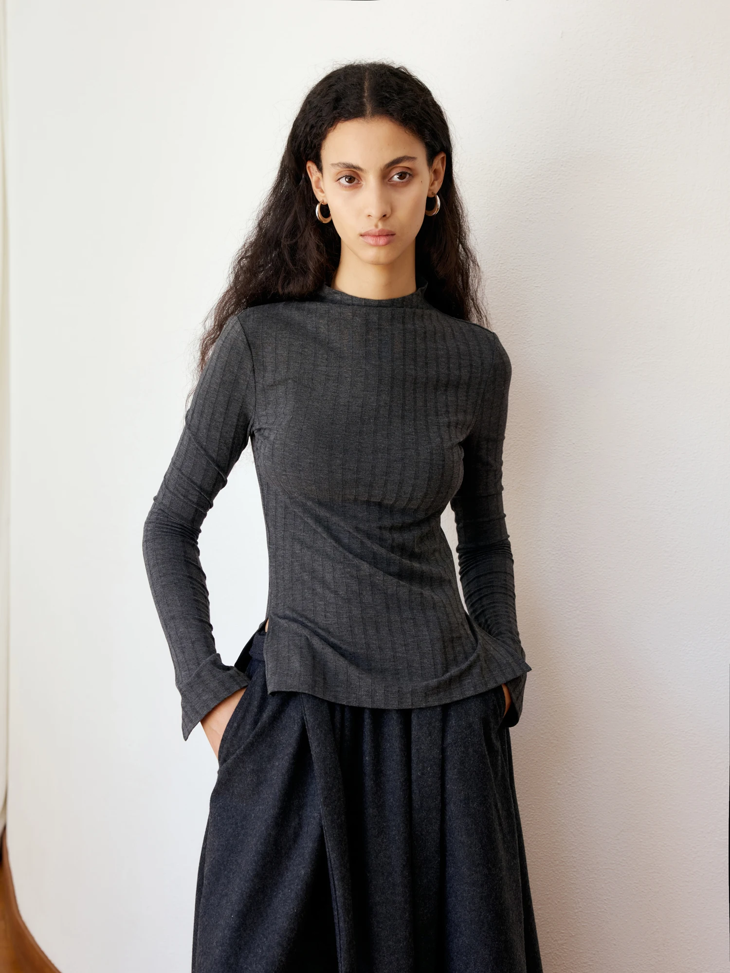 

Ay Slim Fit вязаная основа с открытым разрезом, женский простой длинный све, круглый пуловер Ne, осенний повседневный топ Faion