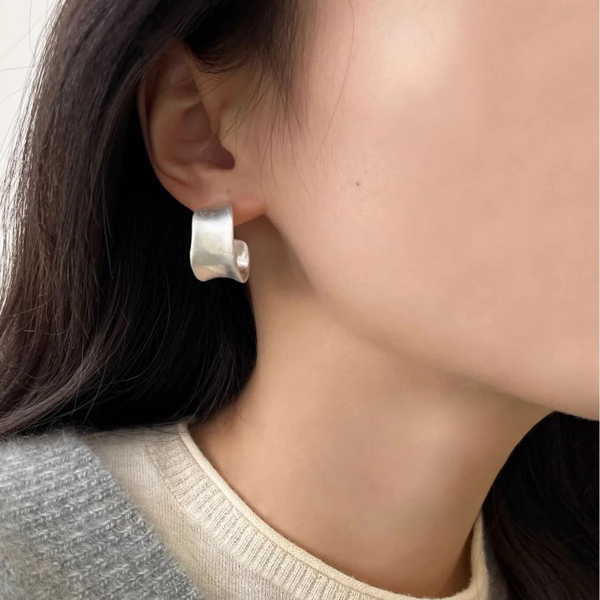 VENTFILLE Creolen-Ohrring aus 925er-Sterlingsilber mit Geometrie für Damen, Zuckerguss, klassisch, minimalistisch, vielseitig, breiter Schmuck, Geschenk, Dropship – Detail 11