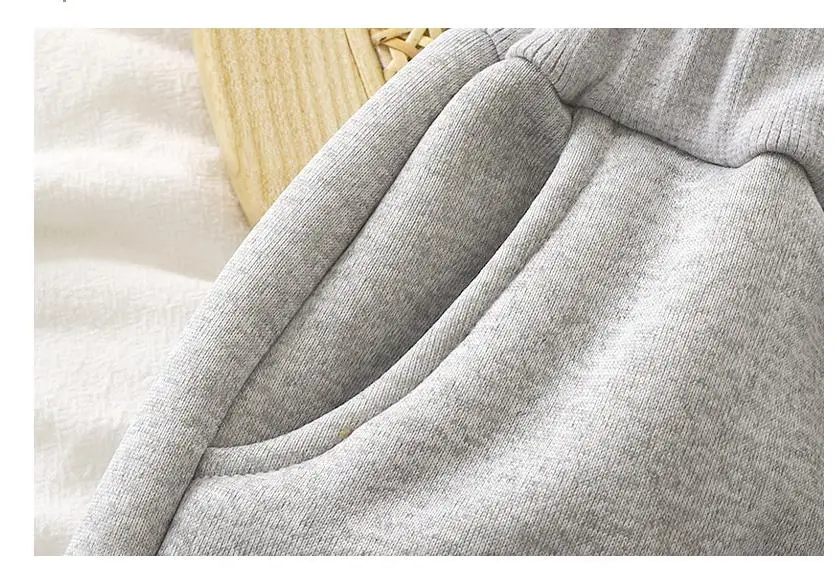 2026 Neue Kinder-Herbst-Winter-Hosen für Jungen, Cartoon-Plüsch, dicke, bequeme Hosen, lässige warme Sport-Hosen für Kinder im Alter von 0-10 Jahren – Detail 7