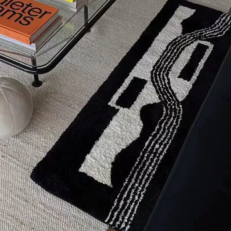 

Carpet Bedside Long Foot Mat Black and White Geometric Pattern Anti Slip Living Room Fluffy Soft Floor Mat Home Decoration