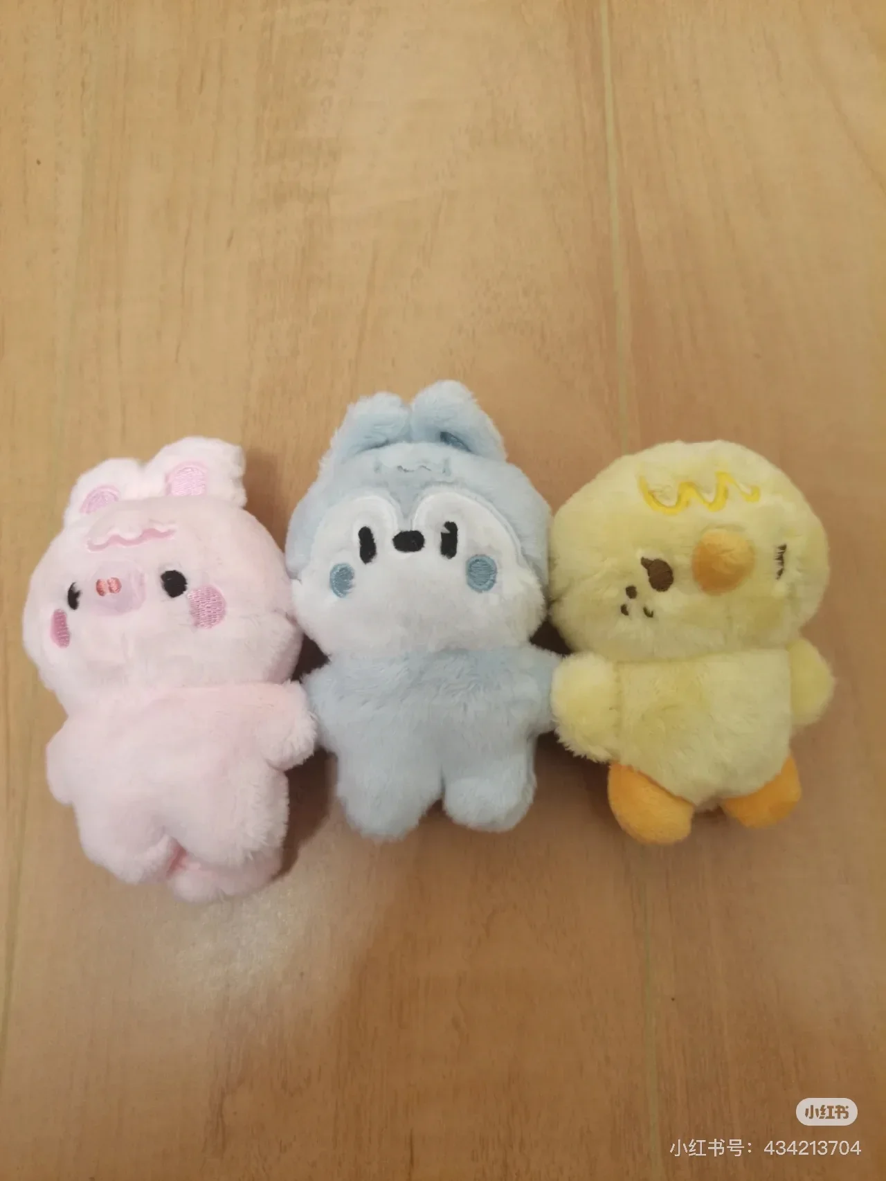10cm animal brinquedo de pelúcia chaveiro bang chan changbin hyun jin felix lee sabe roupas decoração coleção modelo amigo criança gif