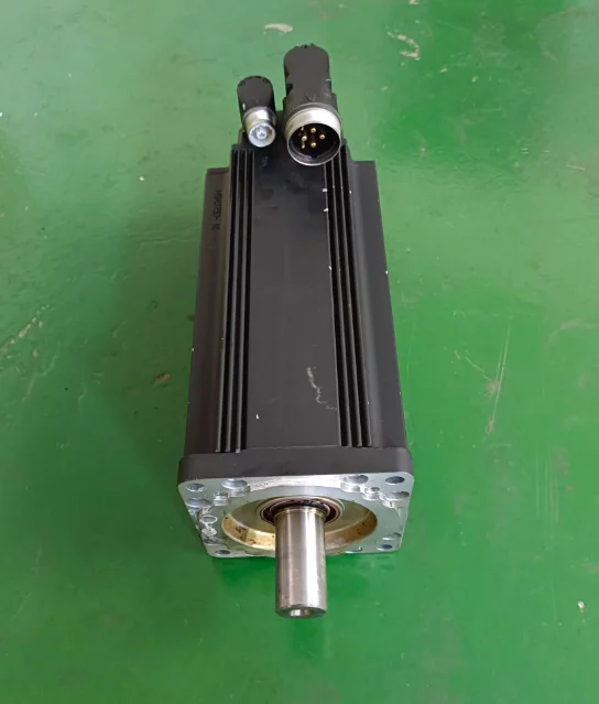 MSK075D-0450-NN-S2-UG0-RNNN Second hand servo motor test OK,