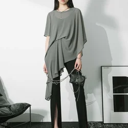 2023 Summer Fashion Irregular Round Neck Solid Loose Casual Short Sleeve Design Sense Small Original Women's Oversize T-shirt