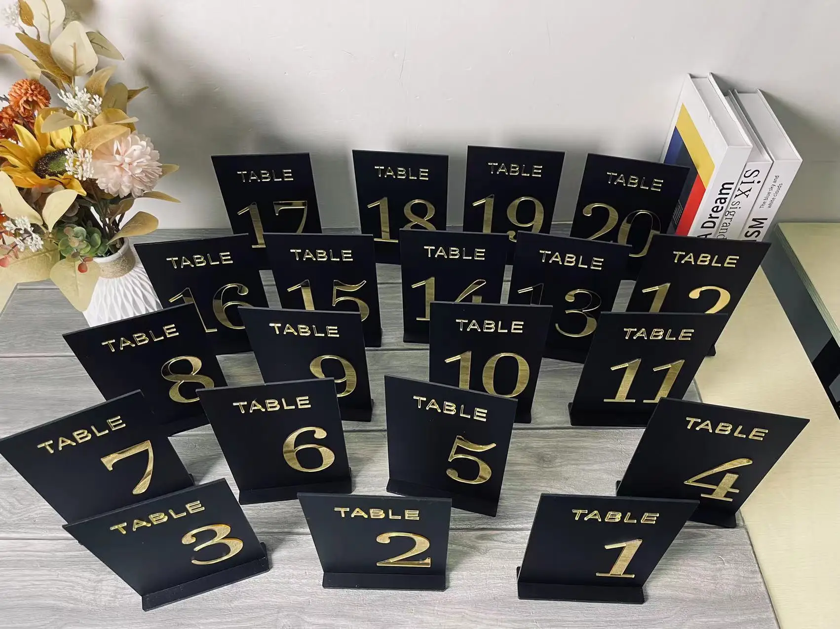 Custom Squared Shape Dome Top Acrylic Table Names Gold Wedding Table Numbers with Stands 3D Table Numbers Event Table Decor Sign