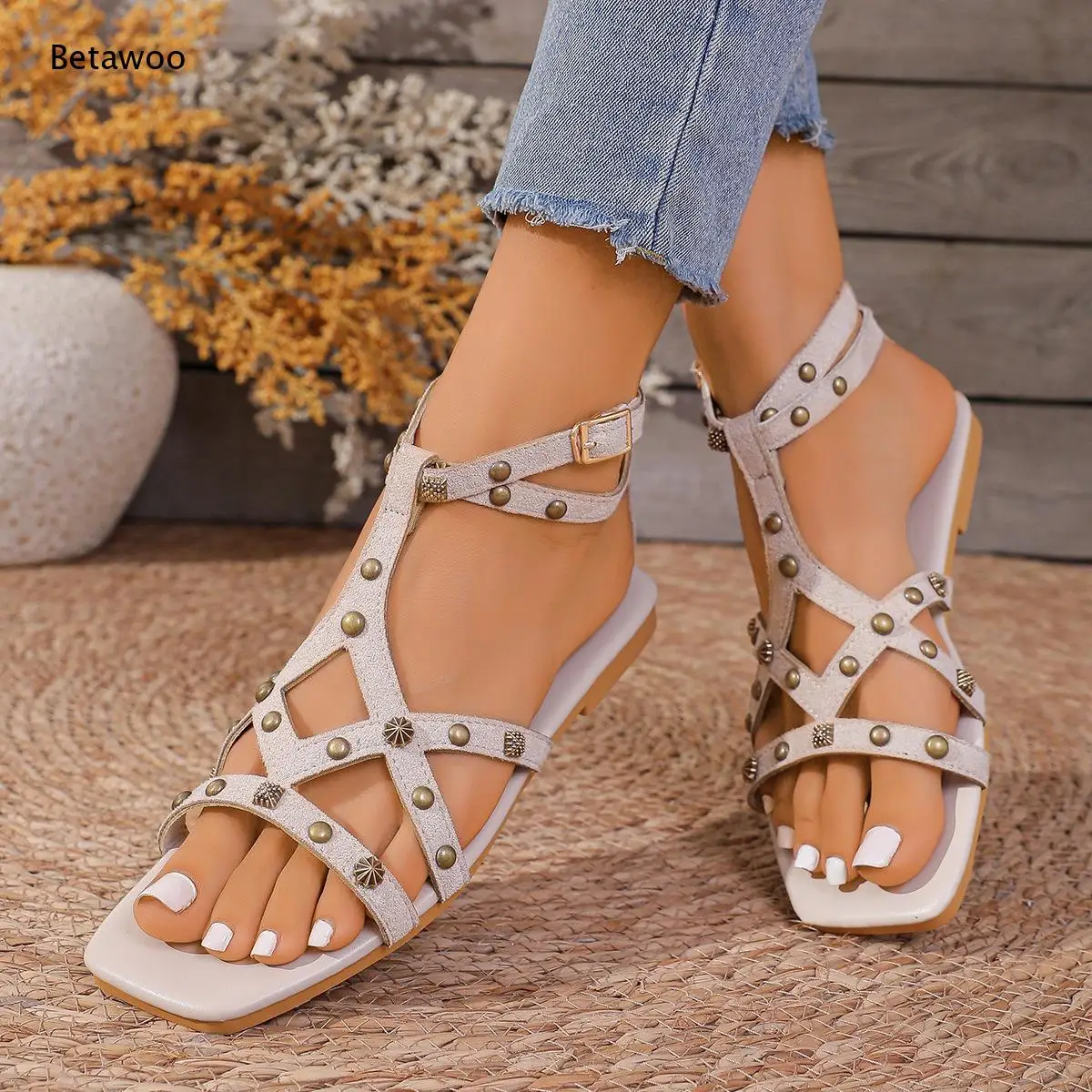 2026 Stud Cutout Buckle Flat Roman Sandals Women White Black Open Toe Ankle Strap Summer Casual Shoes