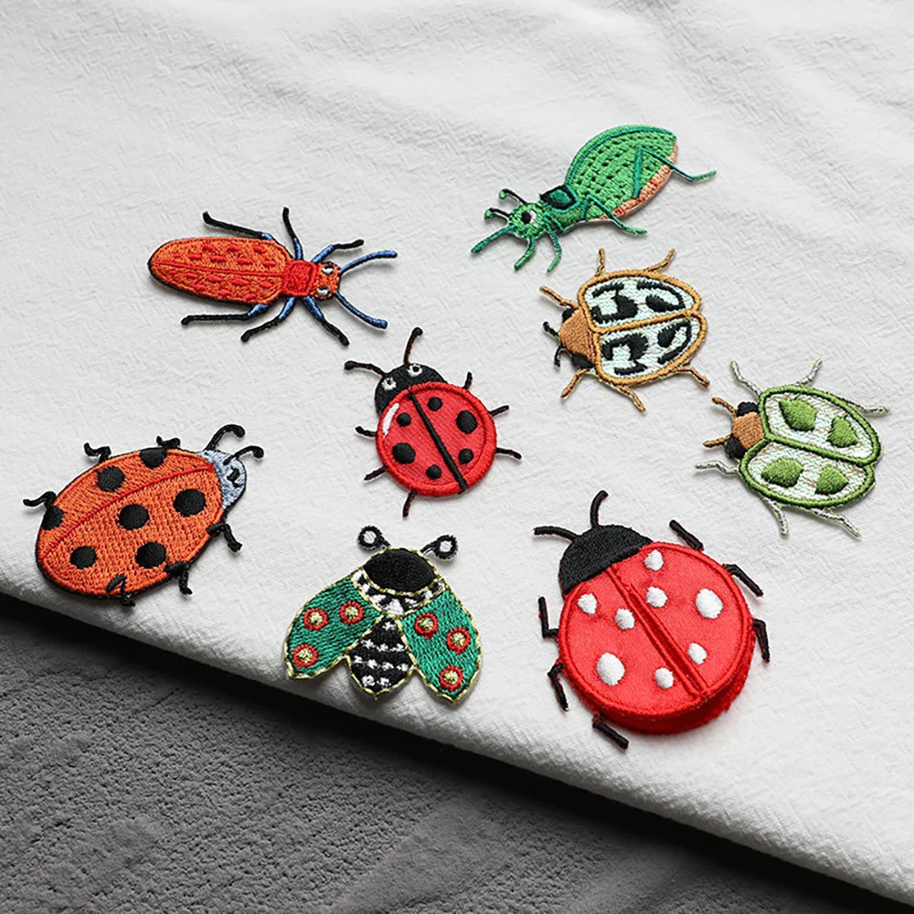 Einteiliger Marienkäfer-Käfer-Insekten-Patch, kleiner selbstklebender Stoffaufkleber zum Selbermachen für Kleidung, Handyhülle, Schal, Dekoration