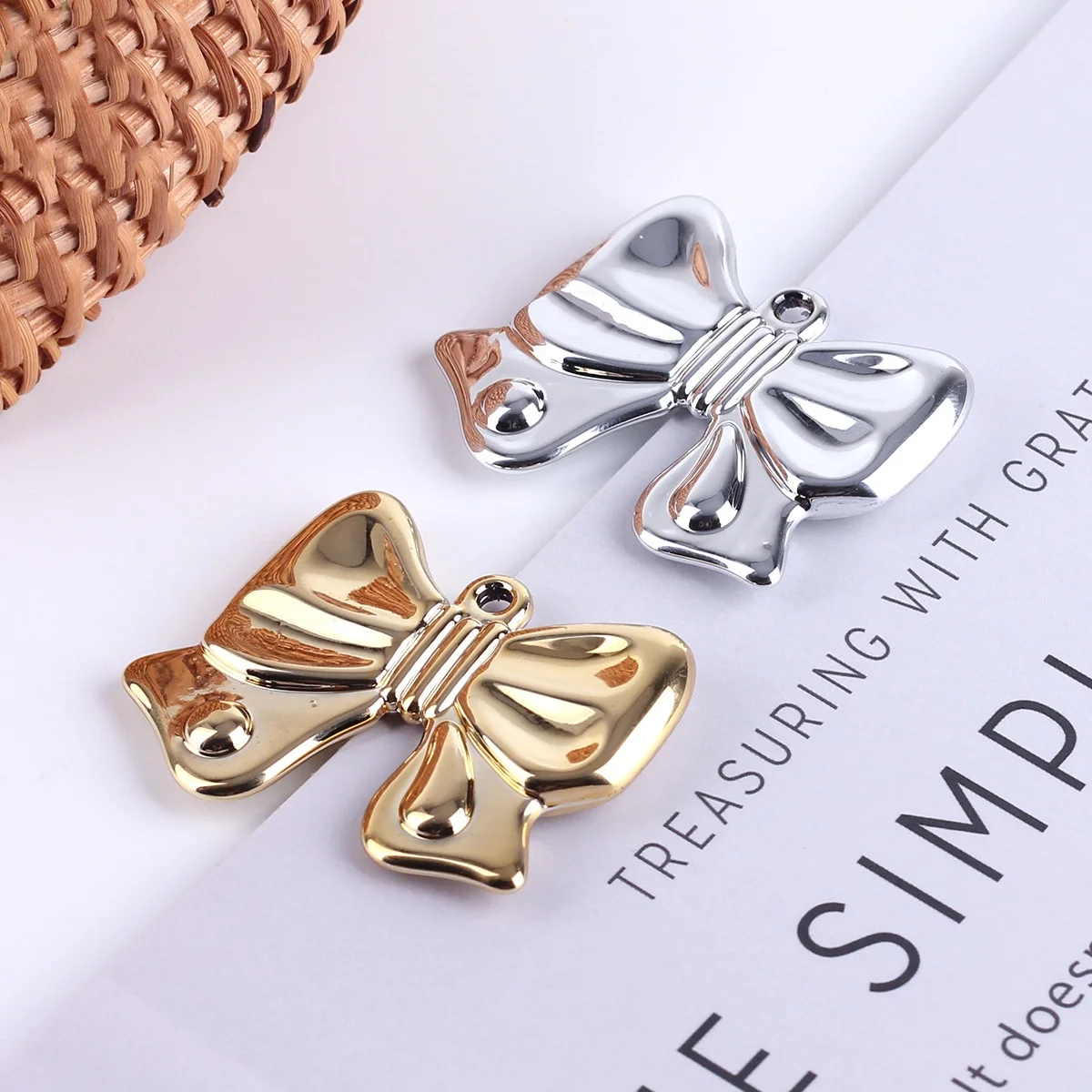 46*36MM UV Plated Metal Color ABS Plastic Flat Big Bowknot Bow Charm DIY Necklace Key Chain Pendant Jewelry Accessories 24PCS