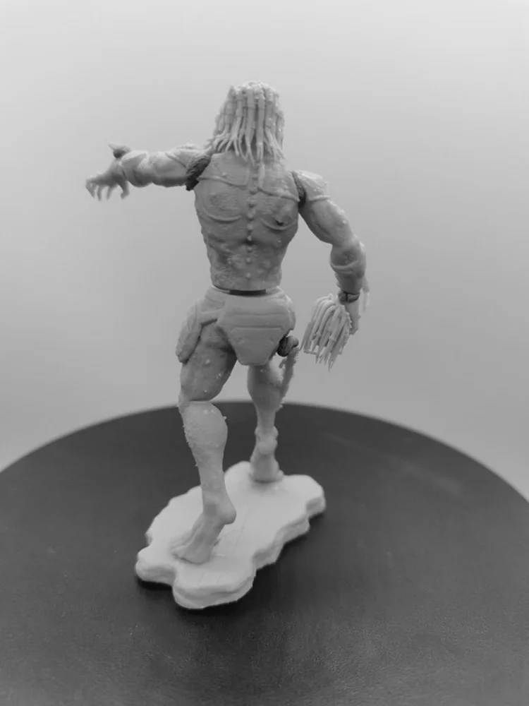 Resin Model Figure, 1/24 Scale Predator, GK, Unassembled and Unpainted Kit, 3D DIY Toy