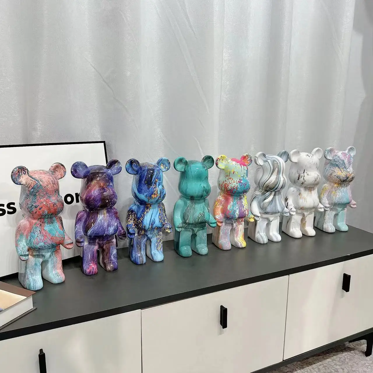 

28cm ceramic violent bear living room TV wine cabinet display cabinet desktop ornaments housewarming new home decoration