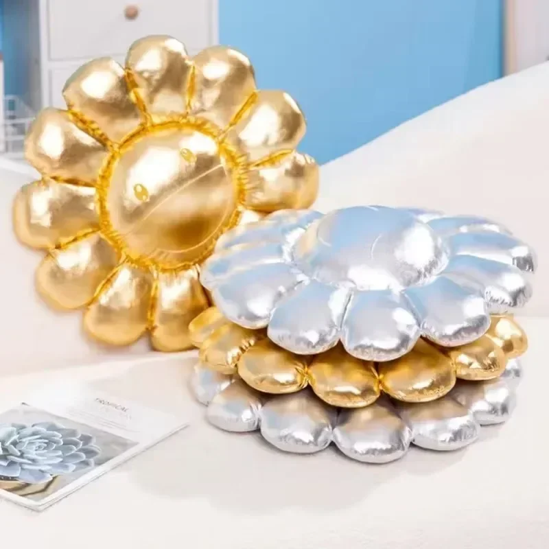 Almofada de flor prateada, almofadas de pelúcia de girassol para estética do quarto, travesseiro de rosto sorridente macio, almofada de chão de flor