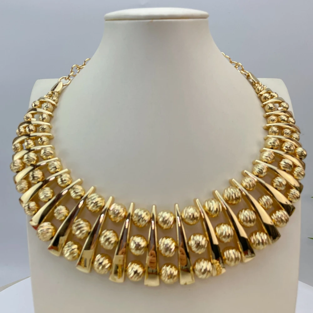 Conjunto de Joias de Luxo com  - Women Accessories Dubai avaliação e preço