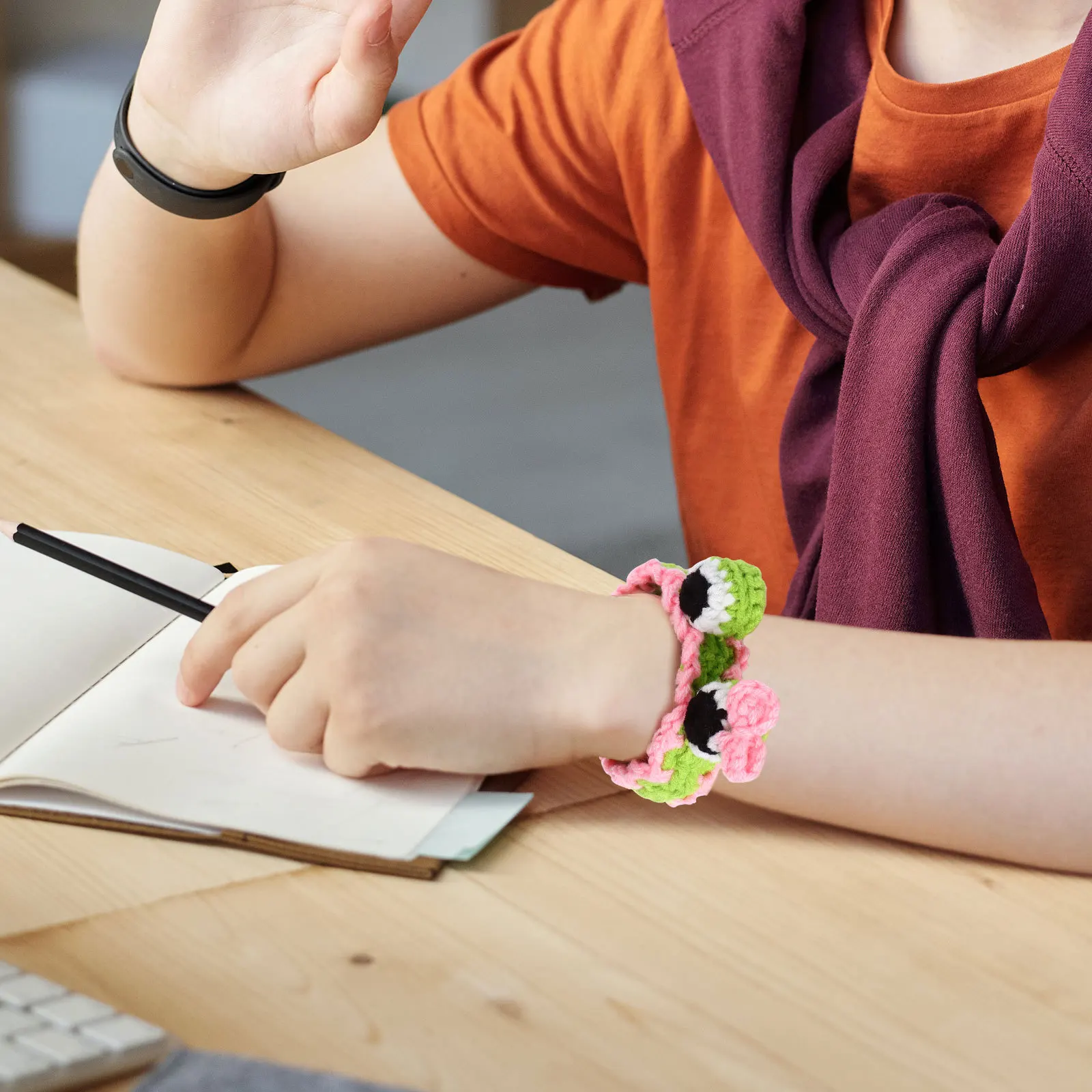 Bracciale in lana da 2 pezzi, design di animali adorabili, regalo per bambini, comodo, durevole, fatto a mano, squisita fattura, braccialetto per bambini