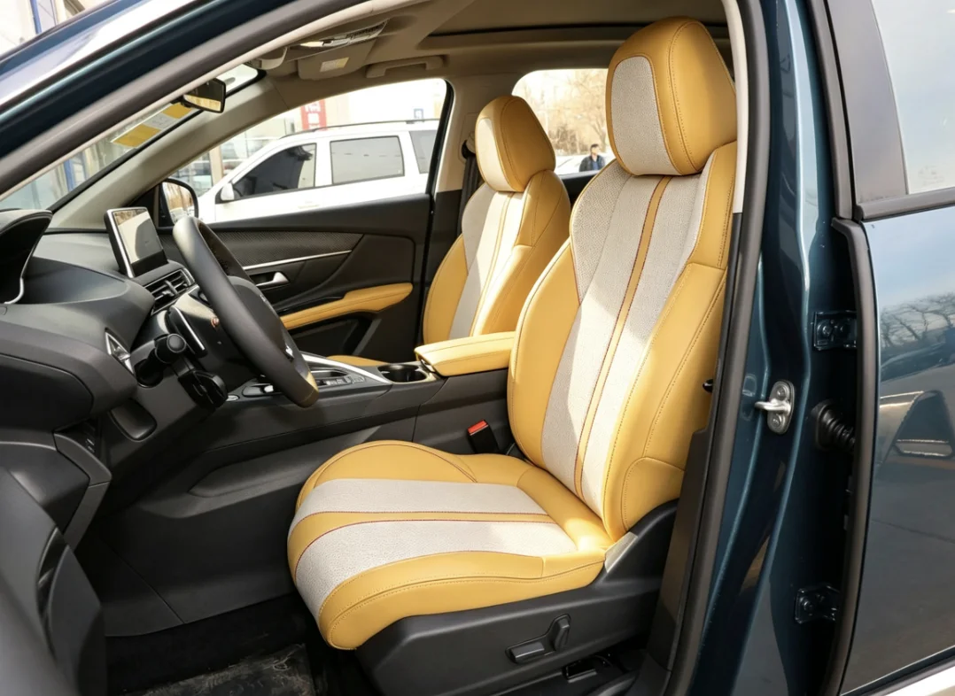 Für Peugeot 5008 2017~2023 Maßgefertigte Autositzbezüge Luxuriöses Nappaleder 100% Passgenau Innenausstattung 360 ° Vollständige Abdeckung – Detail 2