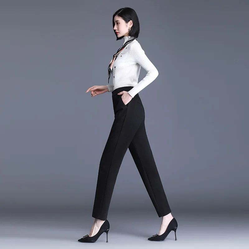 กางเกงขายาวทรงตรงเอวสูงสำหรับผู้หญิง รุ่น PT-593 ผ้าขนเป็ดขาว 90% สีดำ เหมาะสำหรับใส่ทำงาน