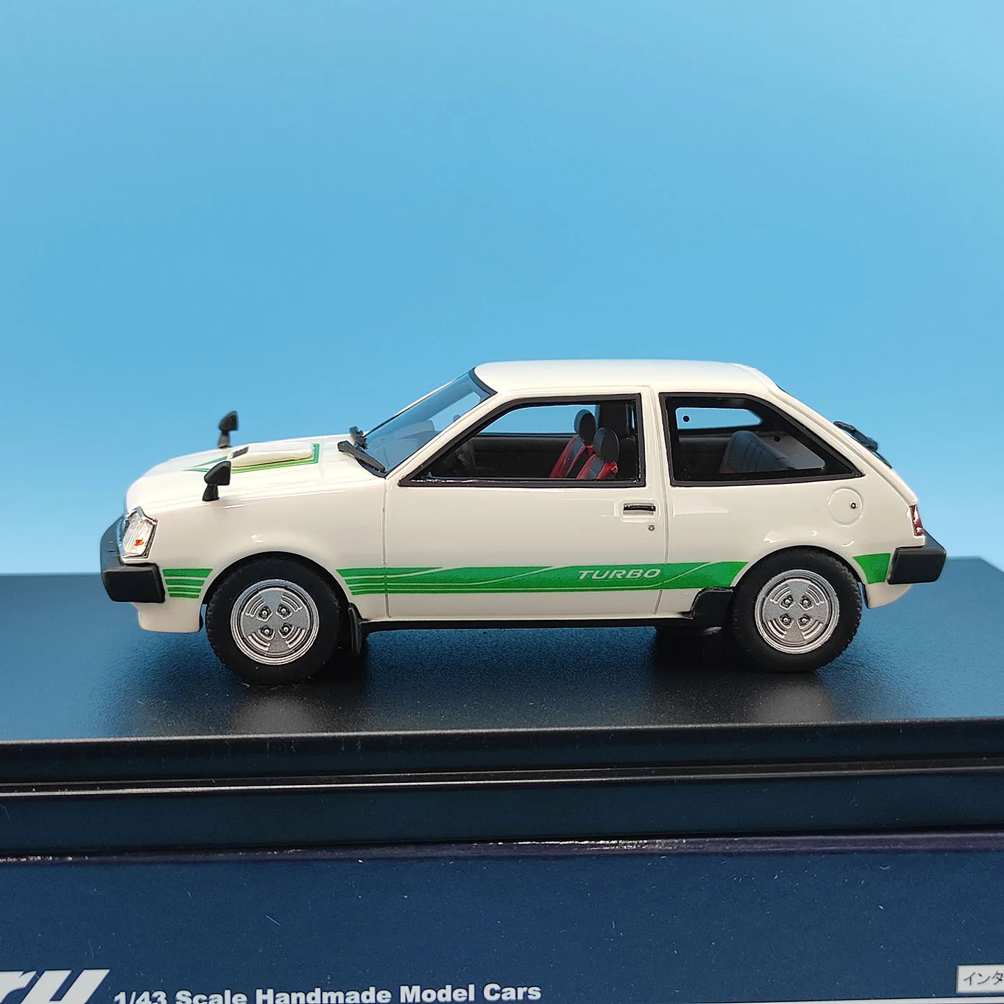 Hi-Story 1:43 Scale 1400 TURBO 1982 Resin Car Model