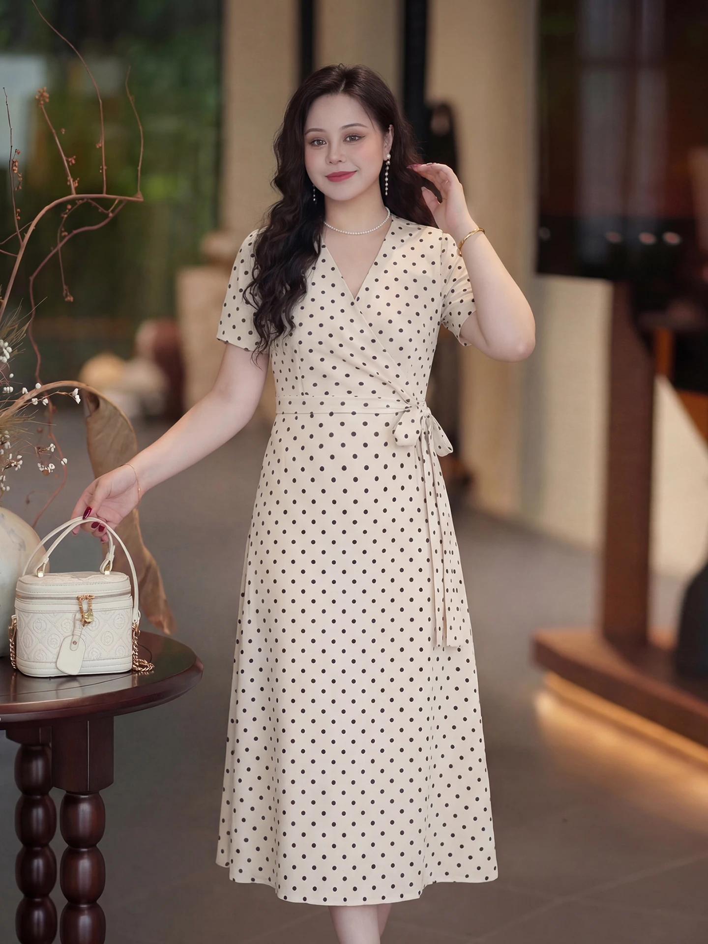 

Dave's plus Size Women's Elegant Design Summer Dress High Waist Polka Dot Midi Skirt Slim Fit French Style Breathable Polyester