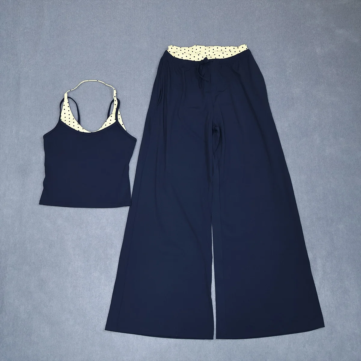 Damen-Yoga-Set, 2-teilig, Polka-Dot-Verzierung, Tanktop, Hose mit Kordelzug und elastischem Bund, weite Beine, für Training, Fitnessstudio, Laufen, Freizeit und Sport. – Detail 14