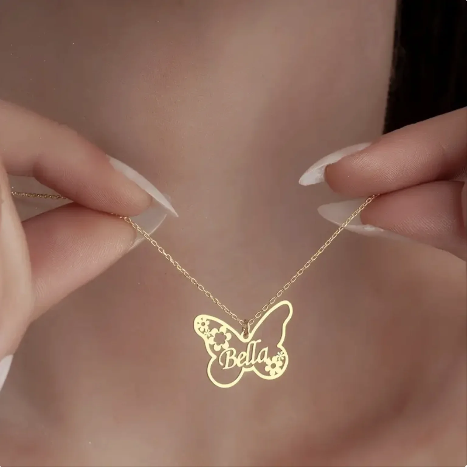 

Stainless Steel Personalized Butterfly Name Necklace The Best Daily Accessory For Women's Jewelry