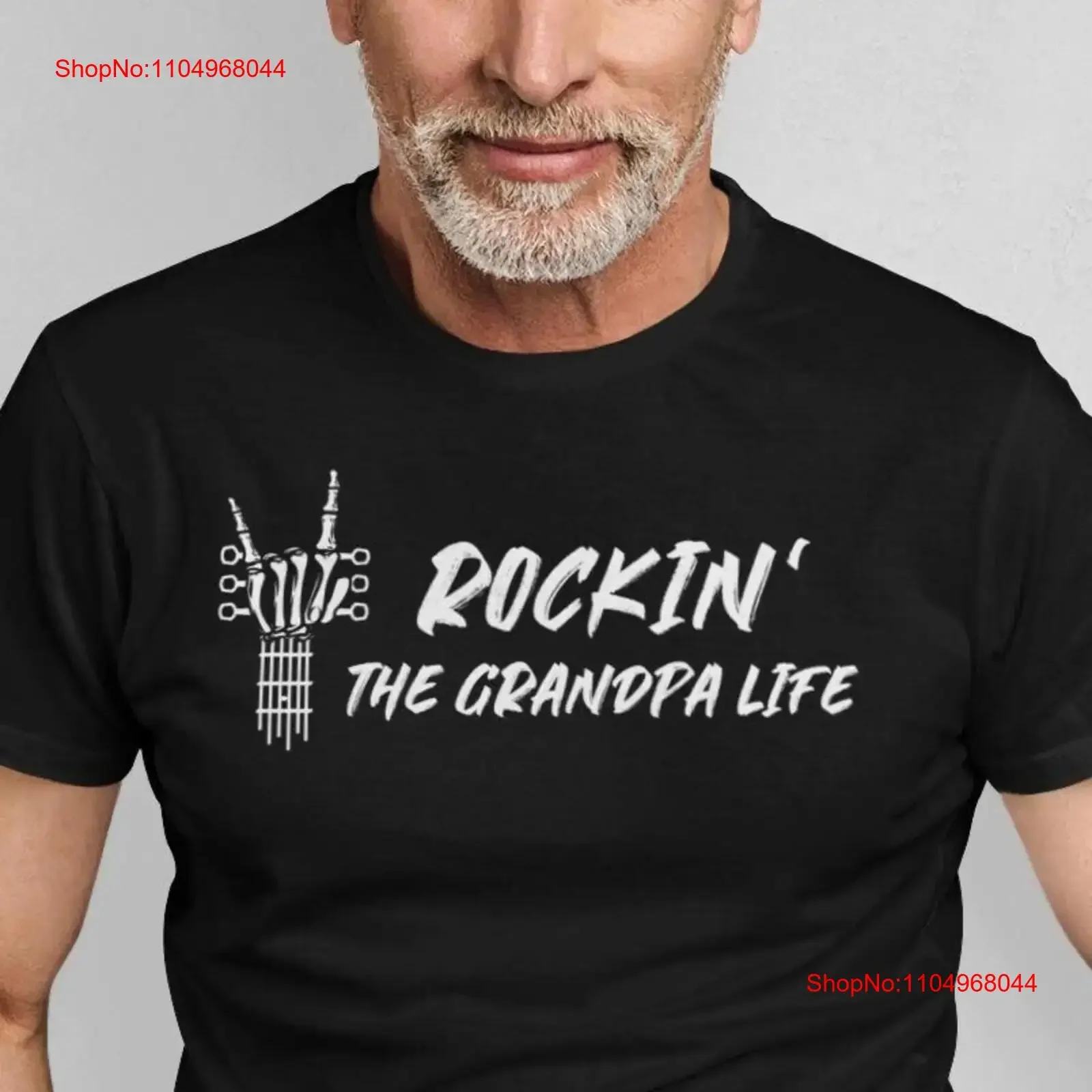 روكين الجد الحياة تي شيرت هذا الصخور عيد ميلاد عازف الجيتار عيد الأب الهيكل العظمي اليد خمر غسلها امتدت مريحة #1