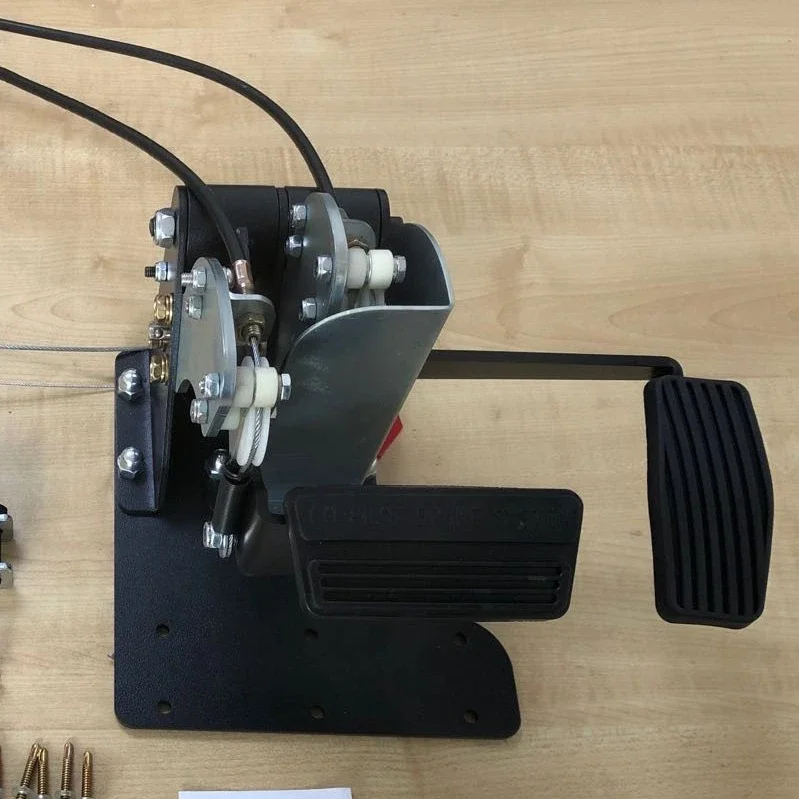Dual Control Dual Brake Instruction Car   Brake Pedal Accelerate