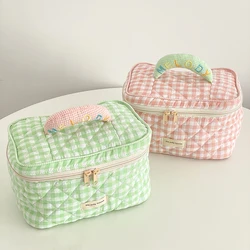 2022 Plaid Pattern Toiletries Case Flip Makeup Bag with Zipper Quilted Cotton Cosmetics Storage Box for Woman and Girls