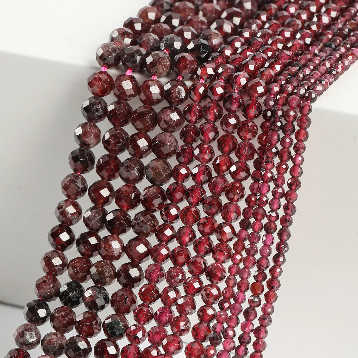 2 3 4mm Natural Stone Wine Red Garnet Faceted Bead Loose Spacer Small Bead for Jewelry Making DIY Necklace Bracelet Accessories