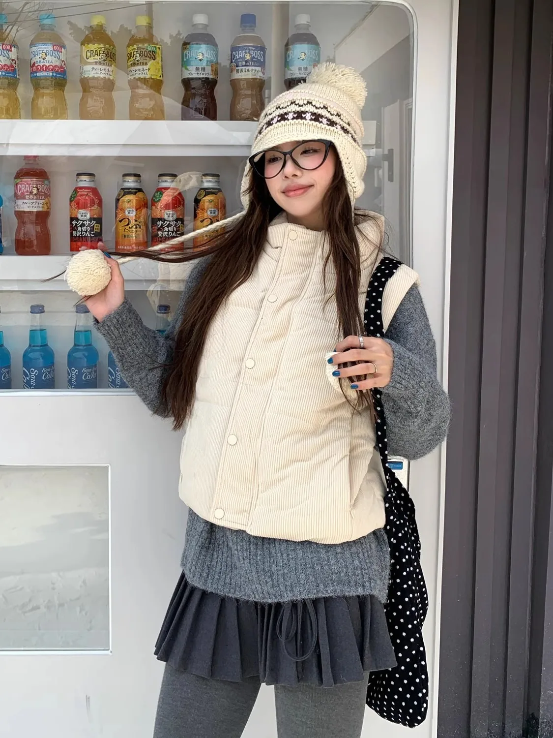 

Women's Corduroy down Cotton Vest 2025 Autumn Winter New Sle Slim Fit Jaet Top Faion Ladies' Vest Outerwear