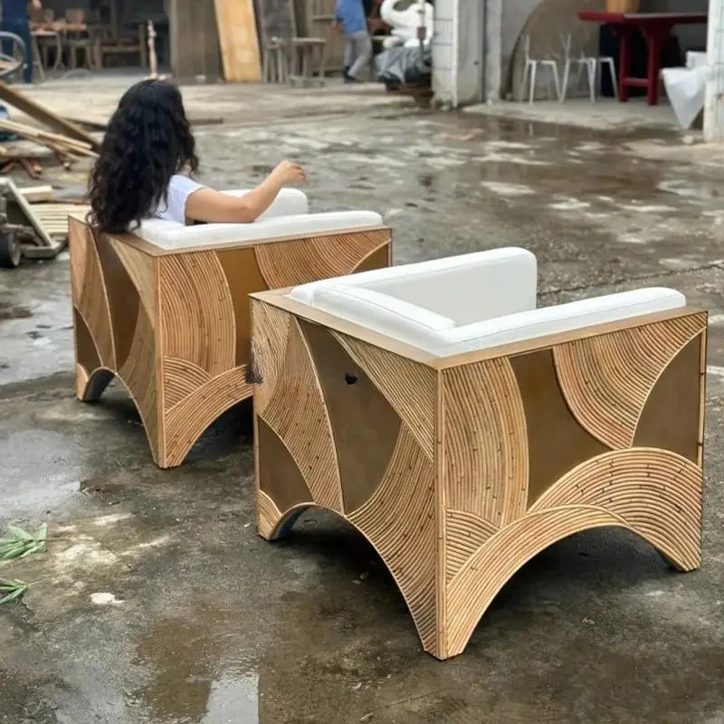 Poltrona per divano con braccioli medievale italiano Sedia singola francese in legno massello