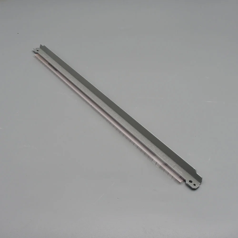 

4X OEM V80 Drum Cleaning Blade be for Xerox Versant 80 180 2100 3100 Copier Clean Blade V80 V180 V2100 V3100 013R00674 013R00676