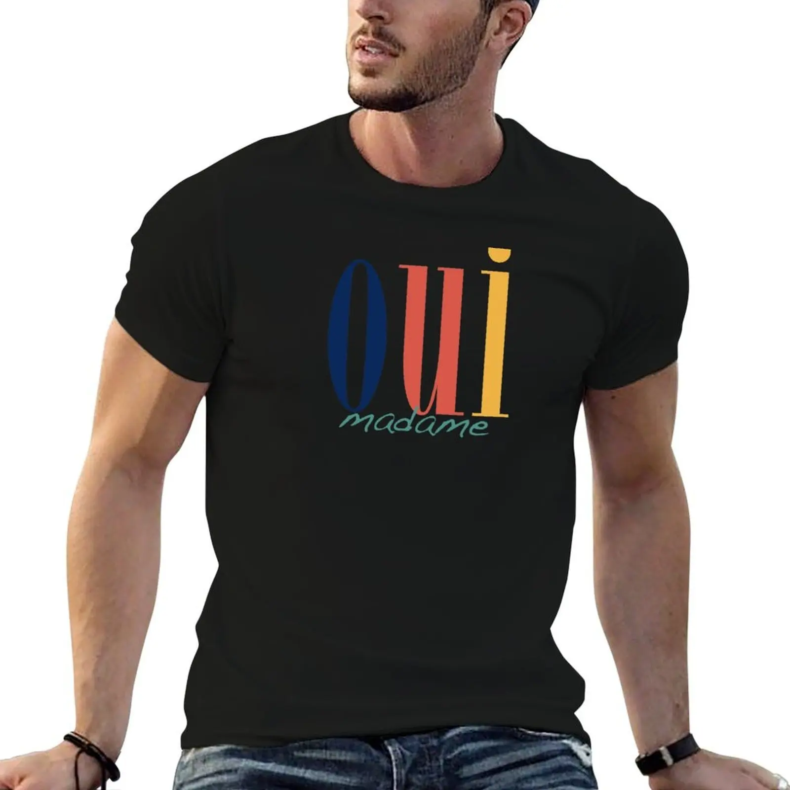 Oui Madame - French Text - Fashion Style - Retro Vintage Style T-Shirt