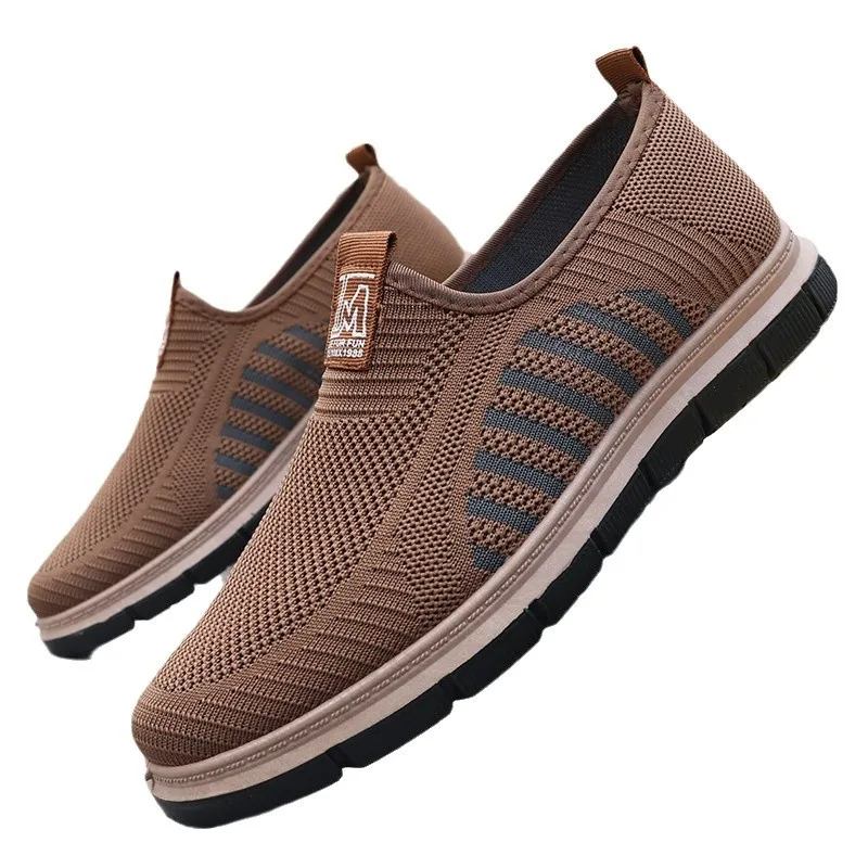 New Men Shoes Breathable and Odor Proof Running Sports Men Shoes Lightweight Soft Soled Casual Shoes  스니커즈 남자명품 Tenis Masculino